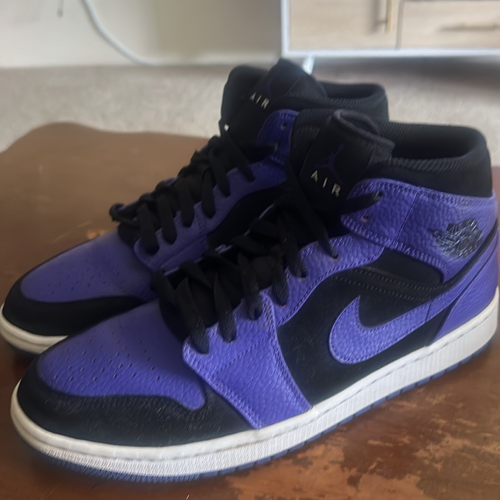 Nike Mid 1s - Picture 8 of 15